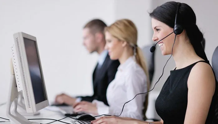 Professional Services - 亿万28集团